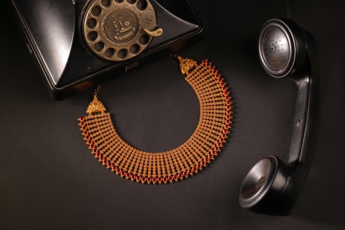 Konikkara Chettinad red-stone gold collar necklace